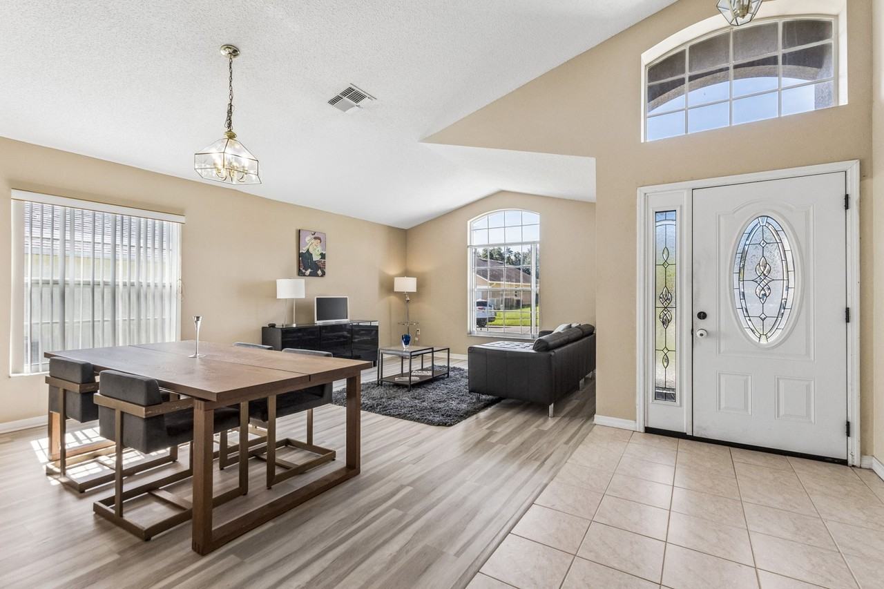 7907 Magnolia Bend Ct #1 - Photo 5 of 21