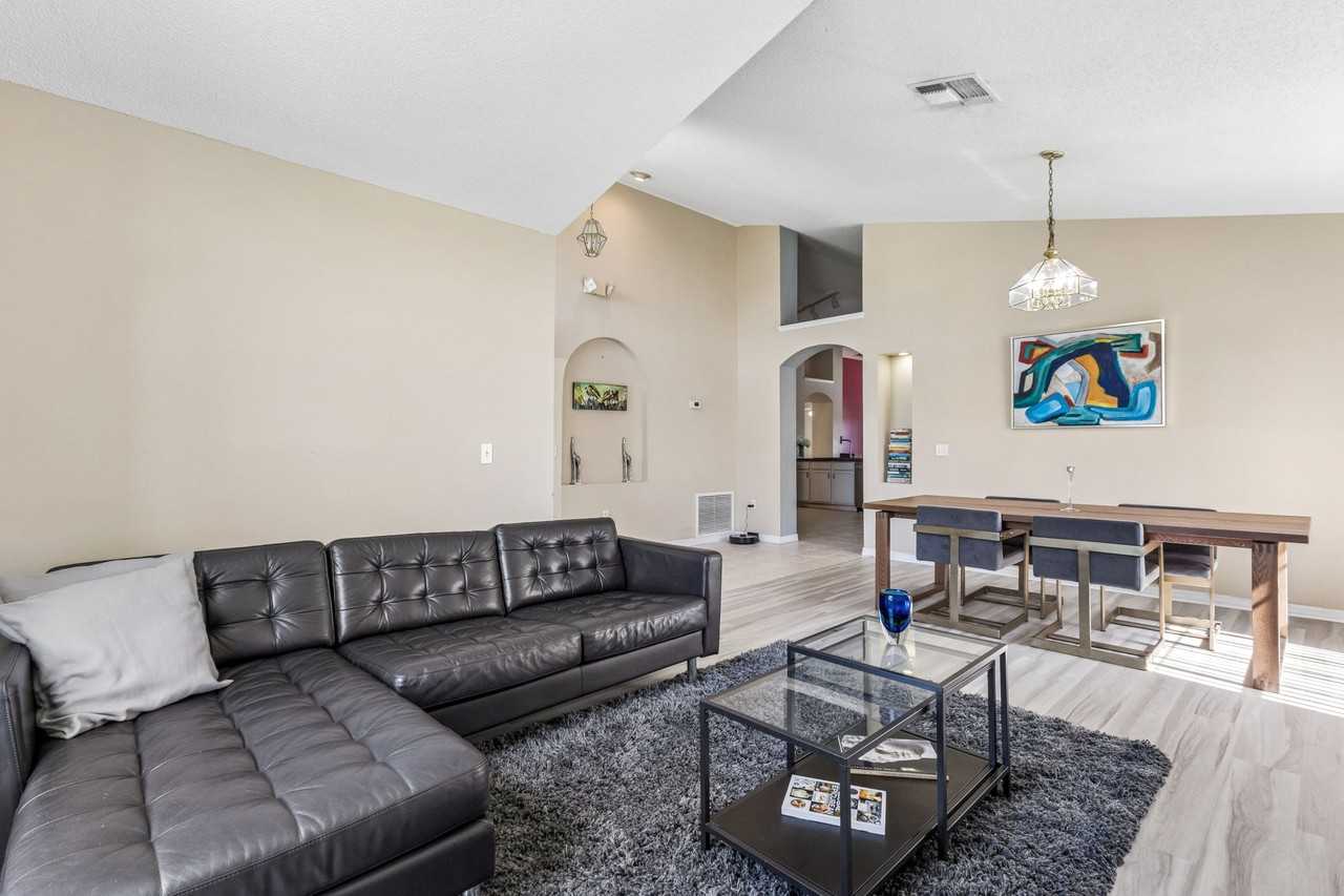 7907 Magnolia Bend Ct #1 - Photo 6 of 21
