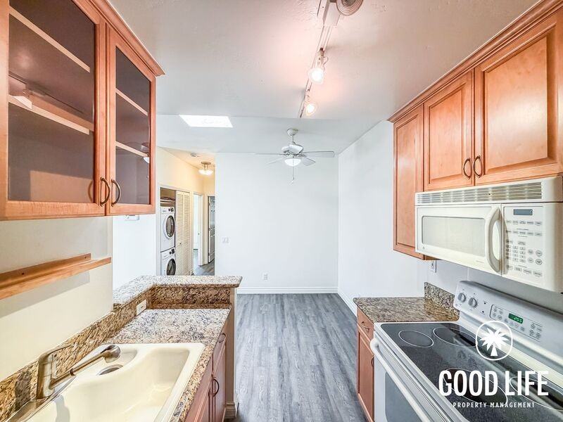 4461 Park Blvd #5 - Photo 6 of 18