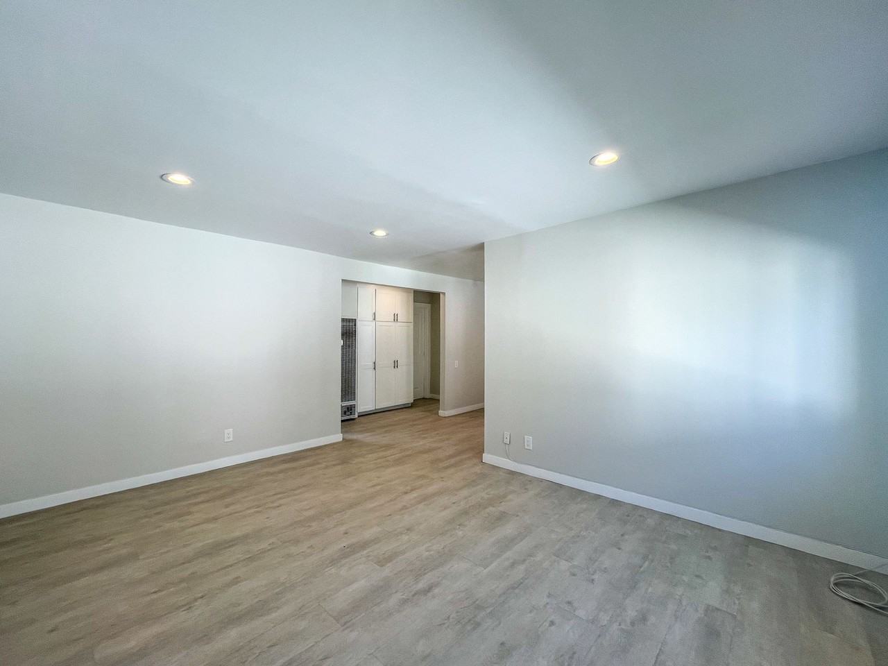 1549 W 224th St - Photo 2 of 7