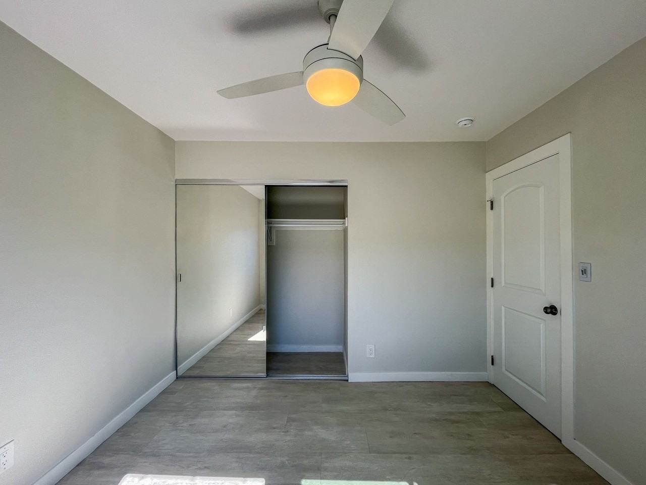 1549 W 224th St - Photo 4 of 7