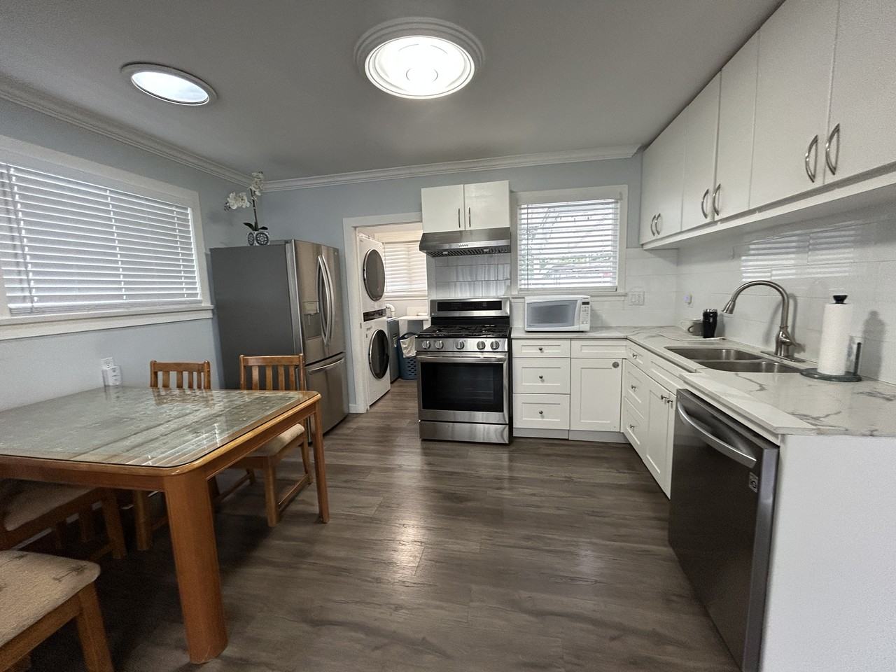 15629 24 Avenue - Photo 4 of 15