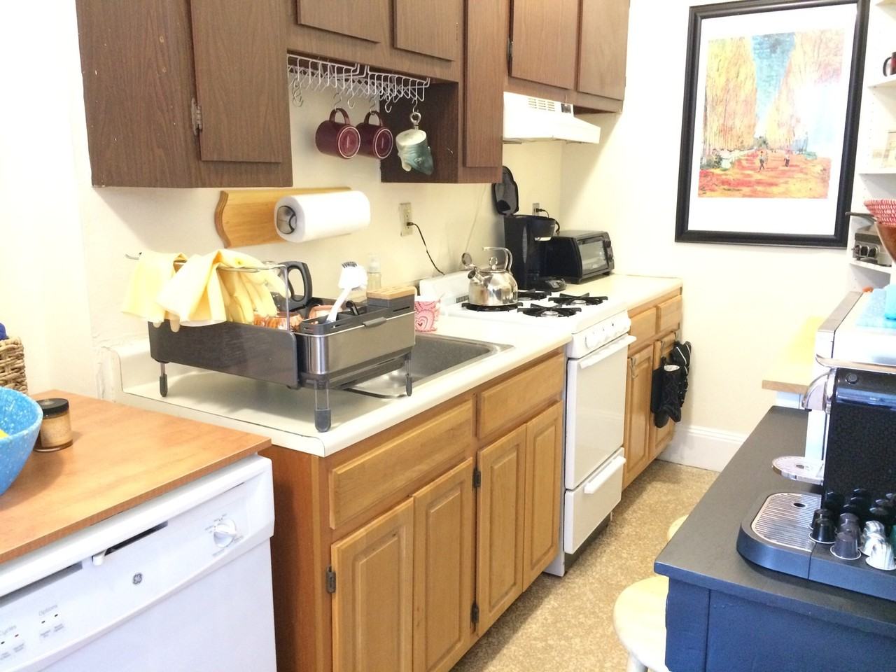 1622- Cambridge Realty, LLC - Photo 3 of 18