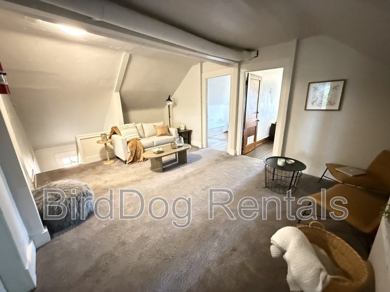 213 E 14th Ave - Photo 3 of 9