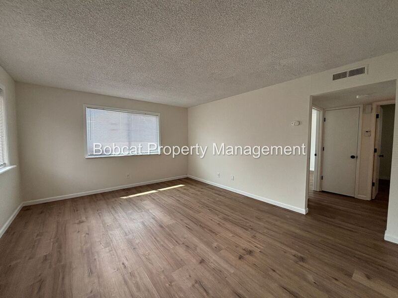 1501 N Edmonds Dr - Photo 4 of 23