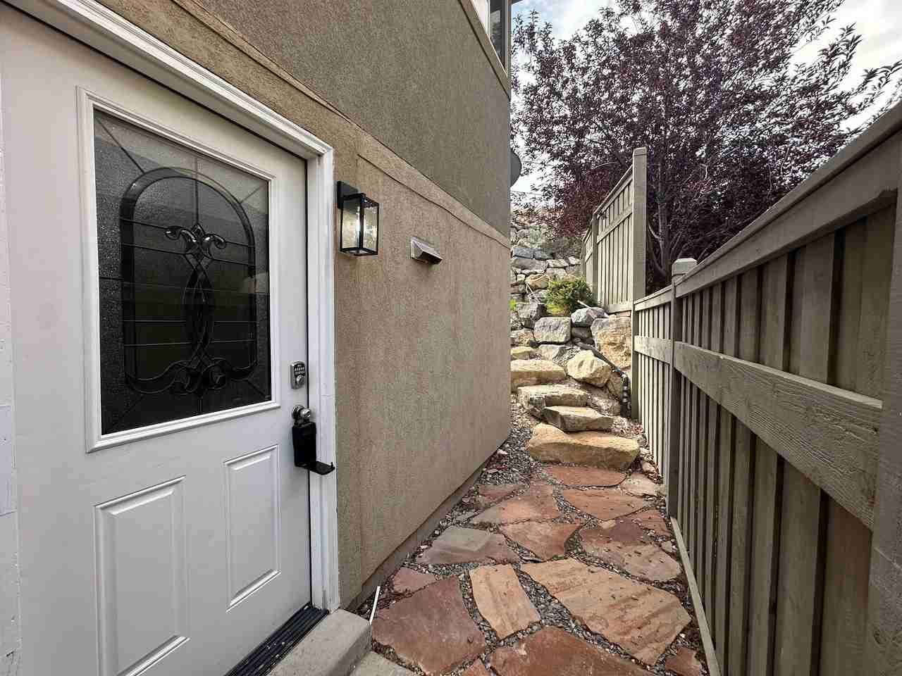 4000 E Mount Airey Dr - Photo 5 of 24
