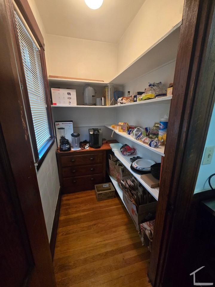 Adamson St #1stFL - Photo 4 of 7