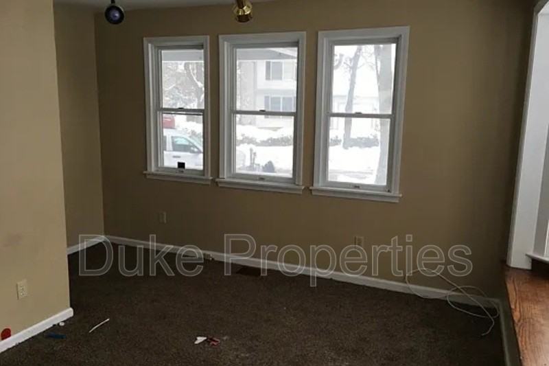 1179 Genesee St - Photo 2 of 5