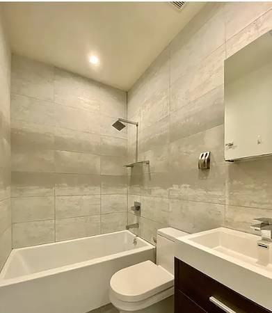 565 Evergreen Avenue #2 - Photo 3 of 6