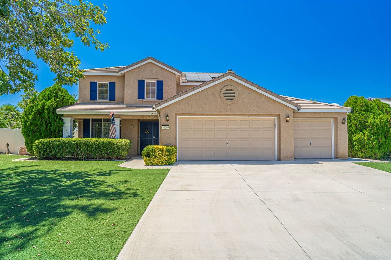 40067 Villa Moura Dr