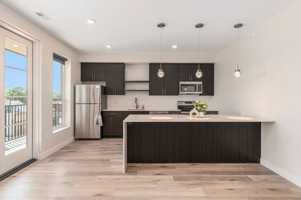 featured image of 300 S 13th St