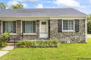 541 Sheridan Dr - Photo 1 of 1