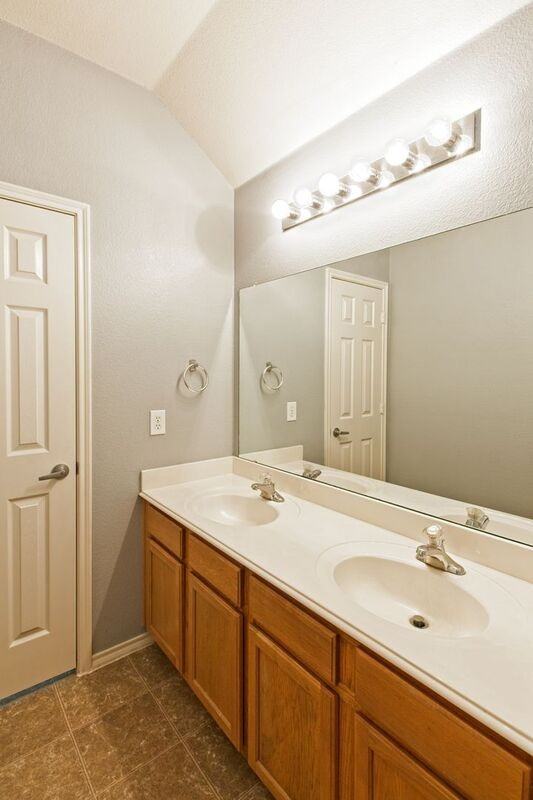 1201 Rain Fern Dr - Photo 6 of 47