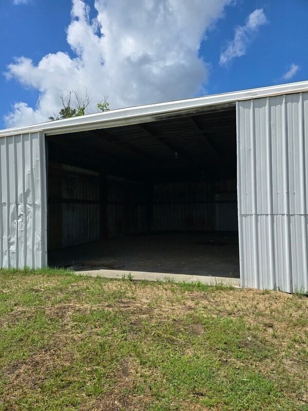 2751 Joe Brown Hwy S - Photo 4 of 7