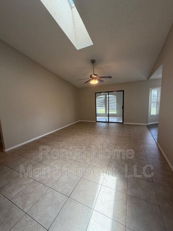 149 Hazel Blvd - Photo 2 of 10