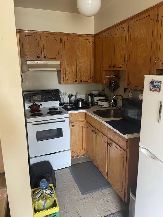 8729 Fremlin Street #210 - Photo 2 of 5