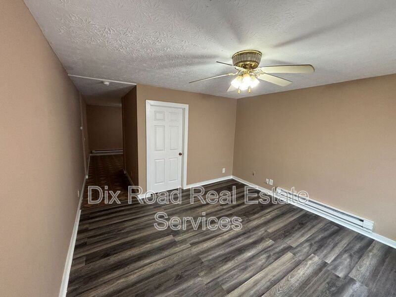 829 Maple Ave #2 - Photo 5 of 15