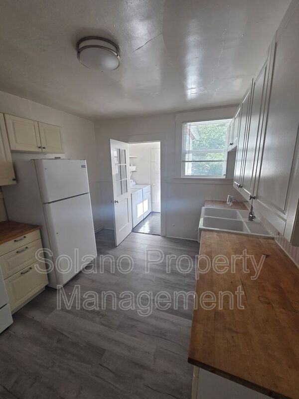 54 B St #54 - Photo 2 of 7