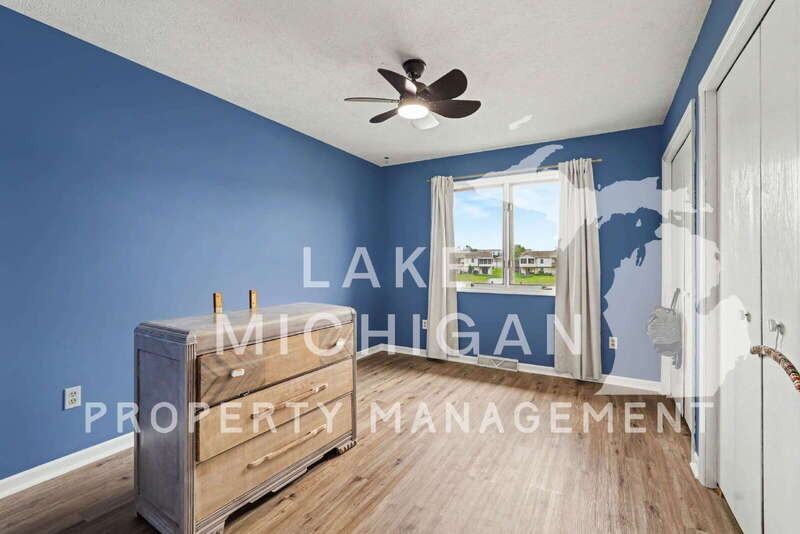 6092 Pebble Dr - Photo 5 of 9