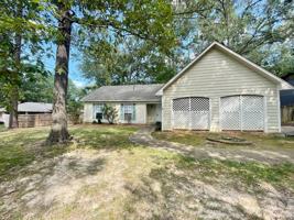 featured image of 176 Bellegrove Cir