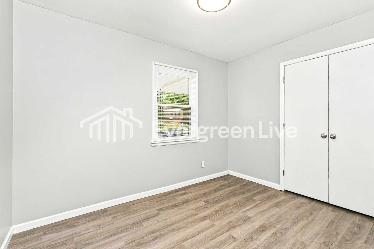 620 Barbara Jane Ave - Photo 4 of 11