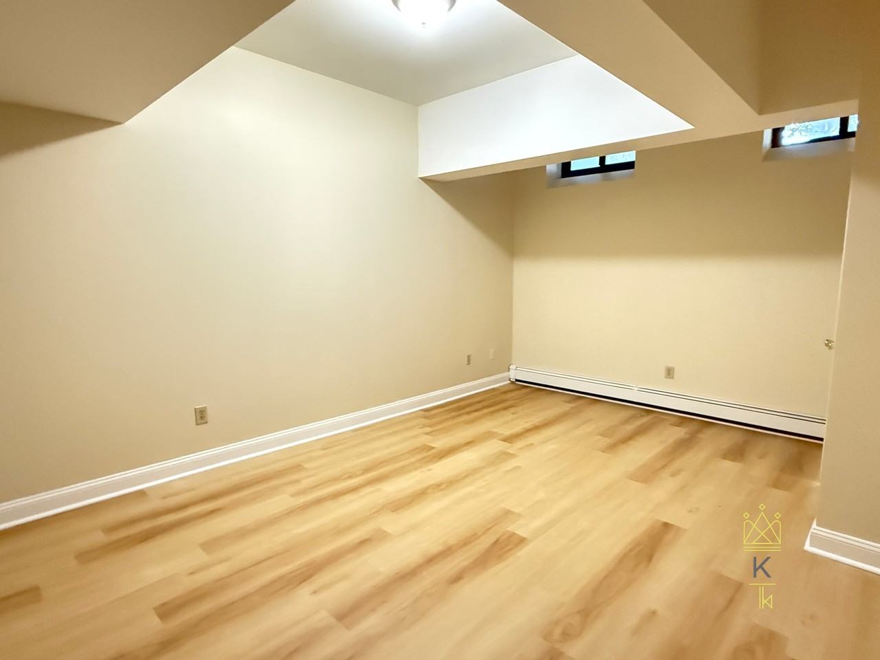 1100 Beacon St #G3 - Photo 5 of 15