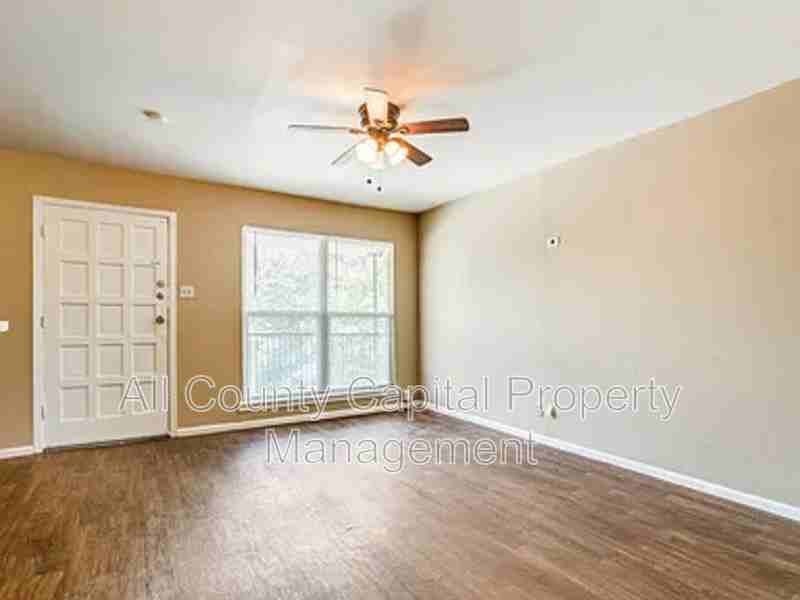 216 Lucas St #2 - Photo 2 of 9
