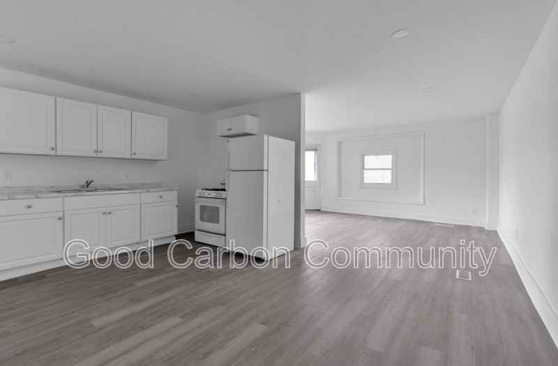 235 Oliver St #1 - Photo 6 of 18
