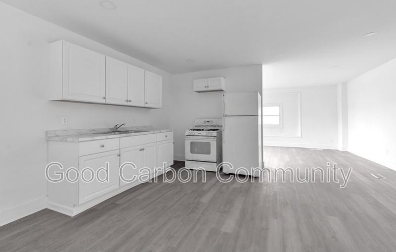 235 Oliver St #1 - Photo 7 of 18