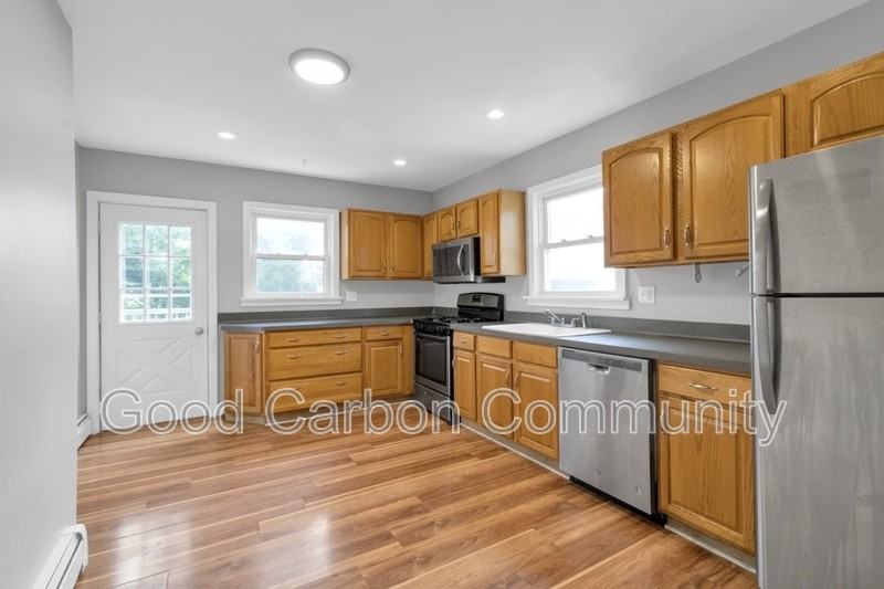 343 Bryant St #1 - Photo 3 of 15