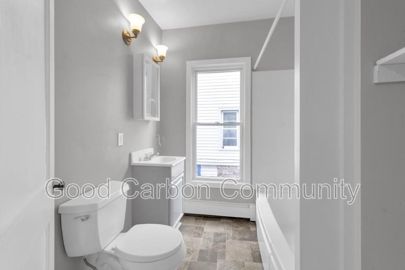 343 Bryant St #1 - Photo 5 of 15