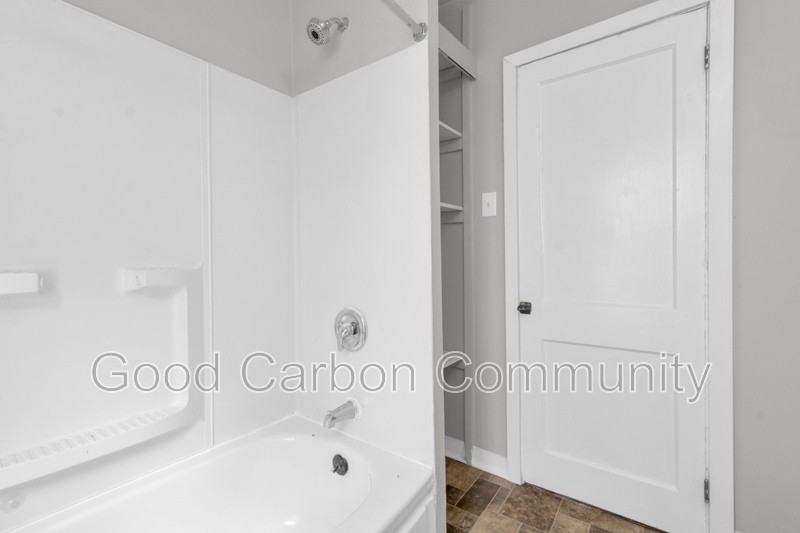 343 Bryant St #1 - Photo 6 of 15