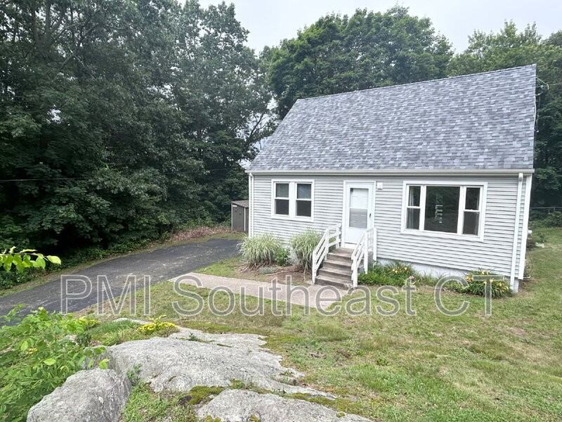 55 Hedge Ave - Photo 2 of 25