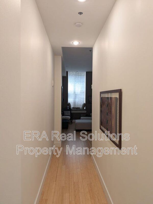 15 W 4th St #305 - Photo 2 of 6