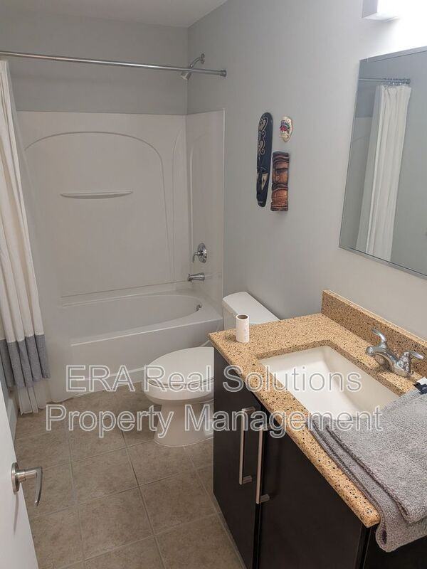 15 W 4th St #305 - Photo 5 of 6