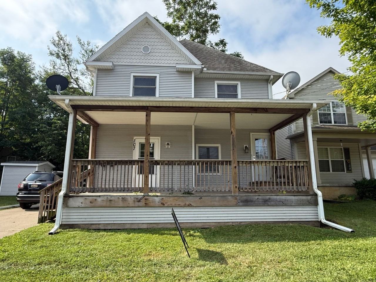 Wilkins St 107 W - Photo 2 of 47