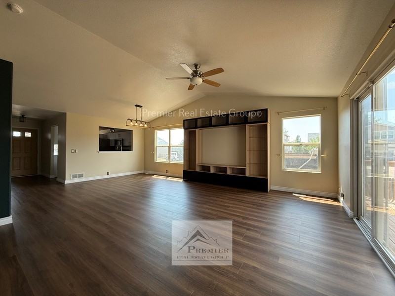 7972 Brocket Ln - Photo 3 of 13