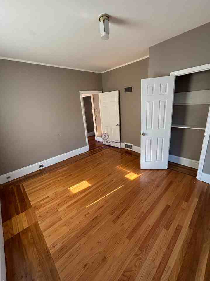 57 Bedford St #57 - Photo 5 of 10