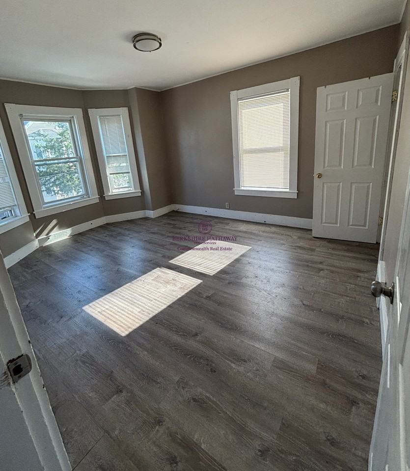 57 Bedford St #57 - Photo 7 of 10
