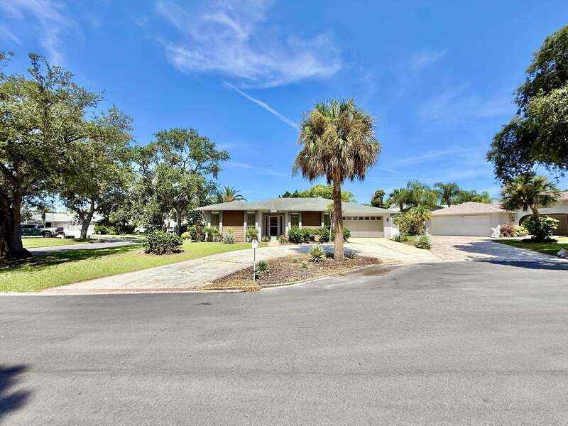 5321 Jones Ct - Photo 3 of 50