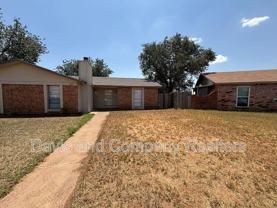 4805 Country Club Dr #B - Photo 1 of 1