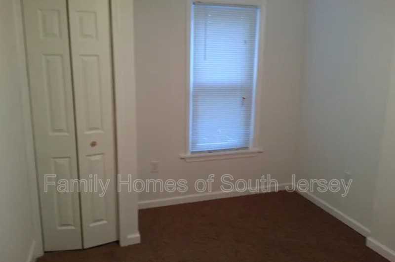 810 N Church St - Photo 4 of 9