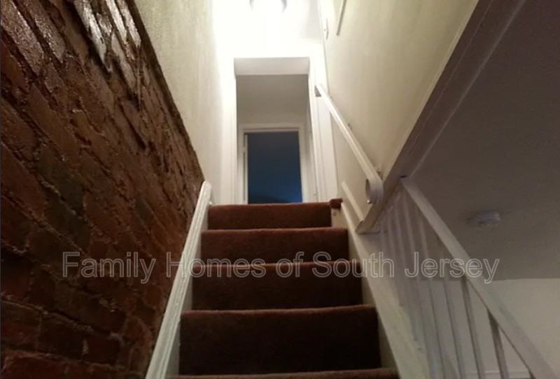 810 N Church St - Photo 6 of 9