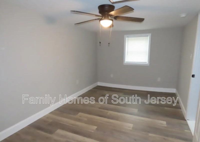 831 E 27th St - Photo 6 of 15