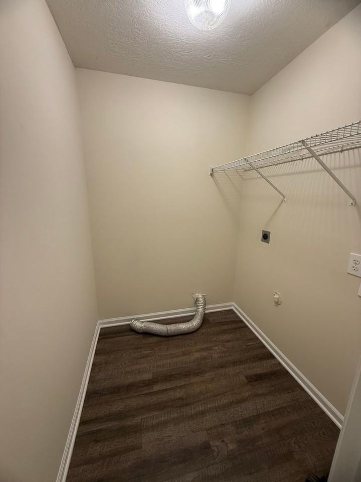2328 Settlers Ridge Ln - Photo 7 of 19
