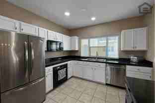 1081 W 1st St #10 - Photo 1 of 1