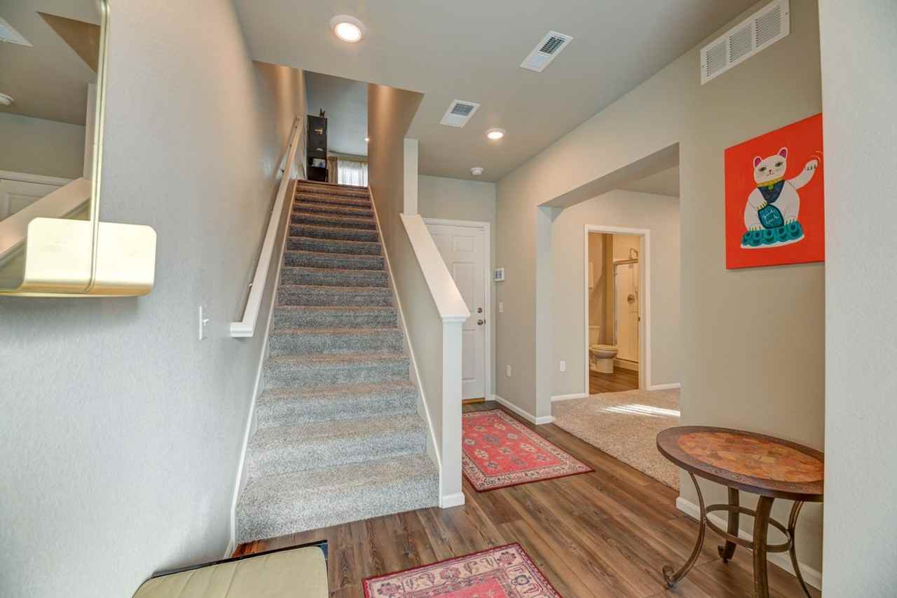 12214 W 57th Ln - Photo 4 of 28
