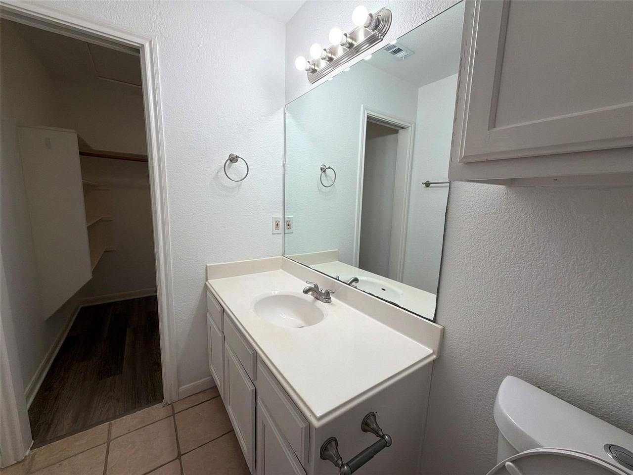 103 N Mockingbird Cir - Photo 7 of 16