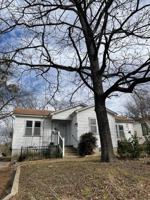 featured image of 1633 N 18th St