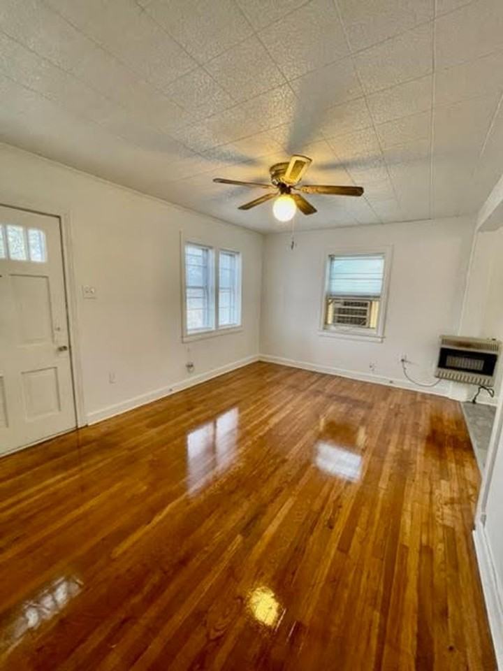 1633 N 18th St - Photo 2 of 10